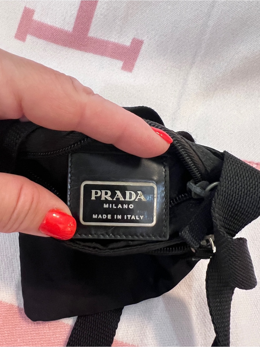 Prada🌟Black Nylon Small Crossbody Bag! Offers? - Picture 8 of 12